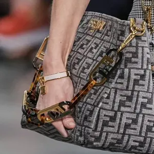 Pre-owned FENDI Nylon Shoulder Bags 7.8'' R4039 Shoulder Bag C18375523859 1218 T1 Qiqi