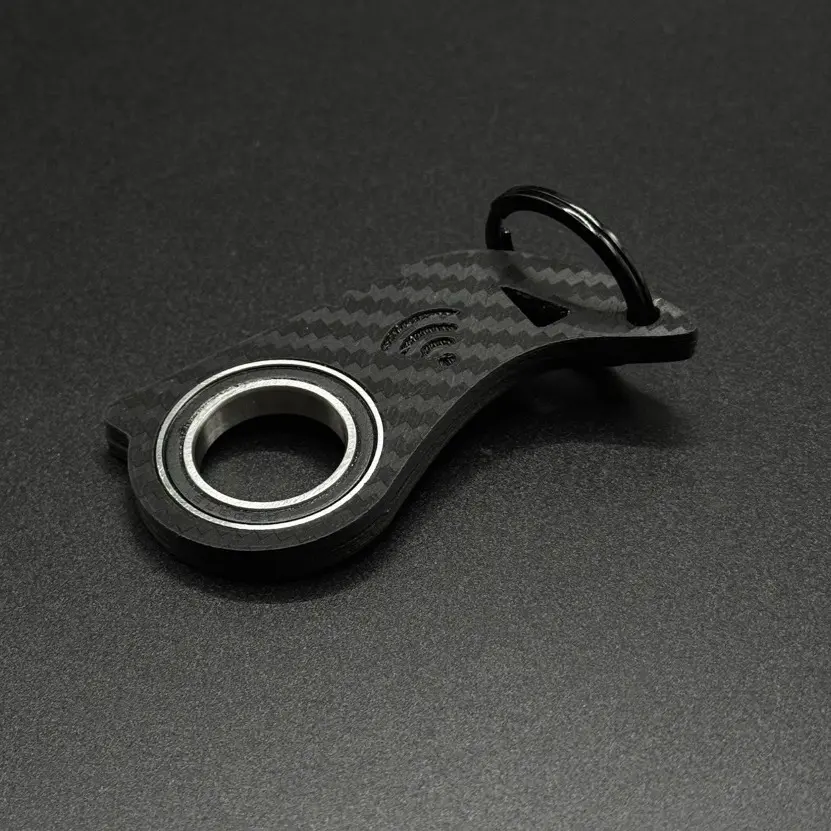 Carbon Fiber Spinning Keychain with NFC Chip – The Ultimate Smart Accessory!