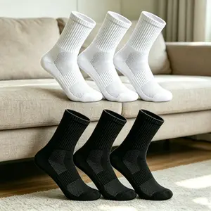 Unisex solid color sports socks, track and field socks, moisture-wicking running socks, mid-calf socks with shock absorption, soft, comfortable, and breathable, suitable for all seasons, gym training, running, and daily wear