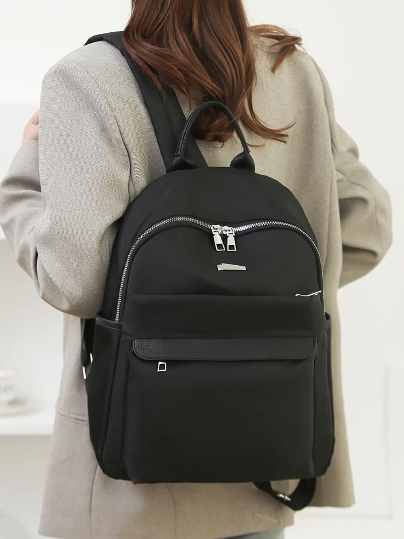 Women's Large Capacity Nylon Backpack, Lightweight Commuter Bag, Multi-Layer Travel Backpack, Fashionable Casual Shoulder Bag, Stylish Daypacks, Multi Compartment Backpack