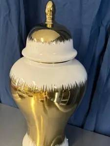 JW FLORAL- GINGER JAR DECOR