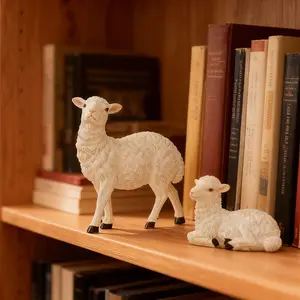 Resin Craft Sheep Family Set, Minimalist Style Decorative Figurine, Outdoor & Tabletop Decoration, Restaurant Display Piece
