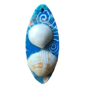 Poly Essence Seashell Necklaces