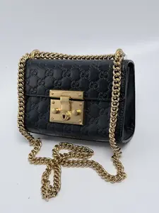 Pre-owned GUCCI Leather Crossbody Bags Black Signature Padlock Small Shoulder Handbag Crossbody Bag ZS061GG