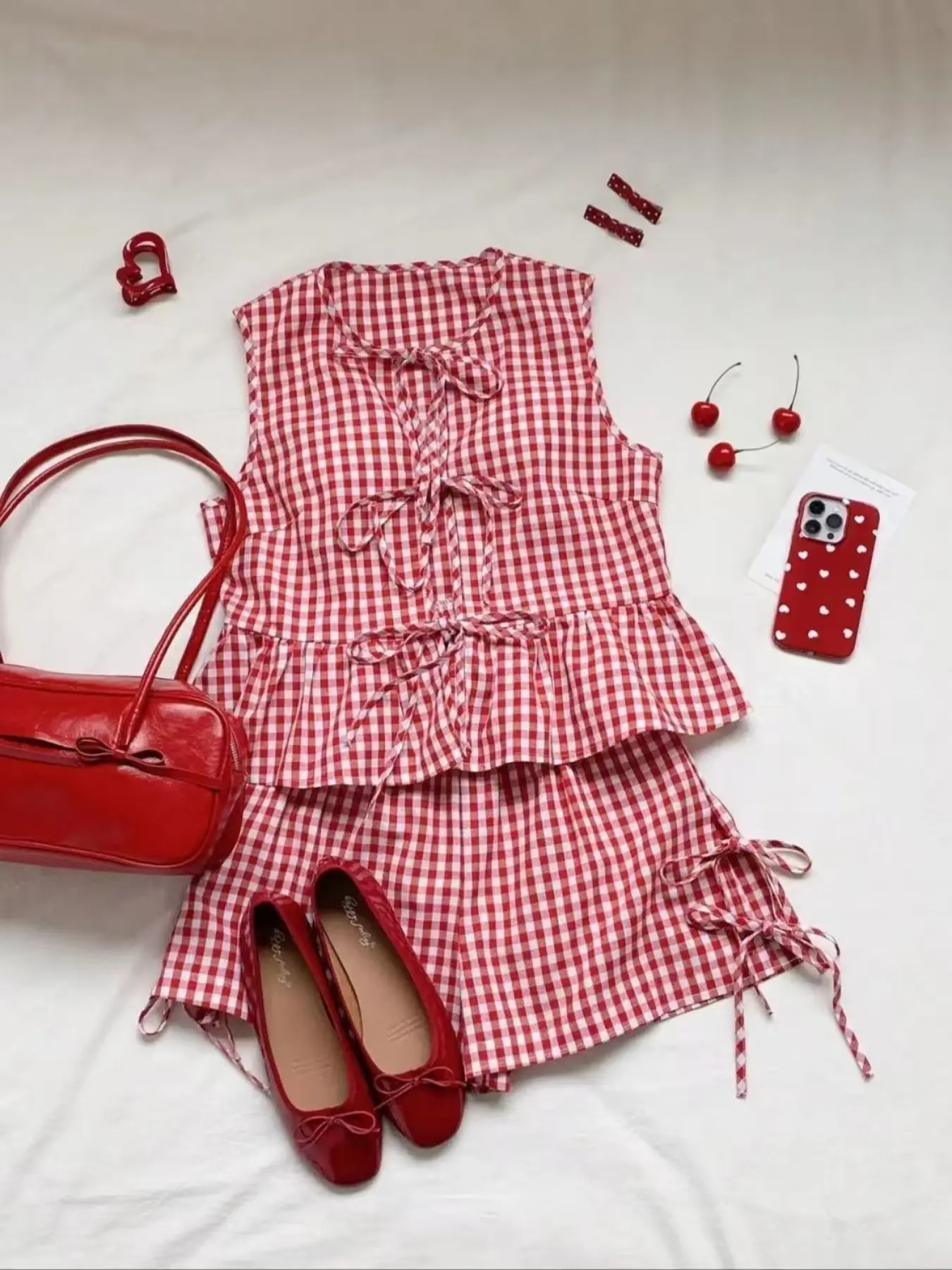 Summer Sweet Vintage Bow Plaid Sleeveless Top and Versatile High Waist Woven Shorts Set, Casual Fashion Womenswear for Women, Perfect for Daily Wear