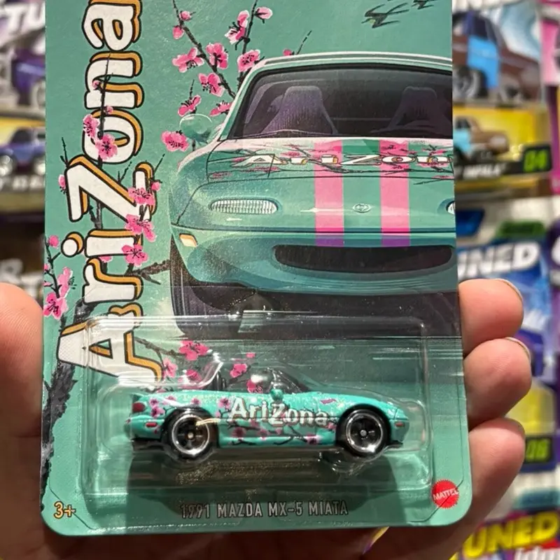 Hw Silver series Arizona 1991 Mazda Miata MX-5 Diecast Truck 1:64 scale