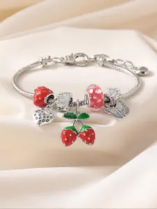 Cute Strawberry & Butterfly Design Charm Bracelet, Fashionable Jewelry for Women & Girls, Trendy All-match & Exquisite Jewelry for Birthday Gift