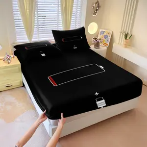 Black background with charging icon printed fitted sheet set (3 pieces)，1 fitted sheet and 2 pillowcases，Fun battery indicator design，Soft and gentle on the skin，A personalized bedroom gift for tech enthusiasts，A creative gift for digital lovers
