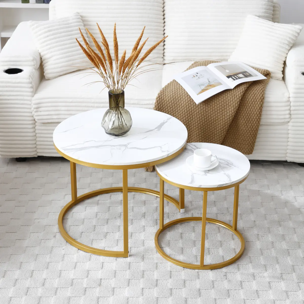 Set of 2 Nesting Coffee Table White and Gray, Marble Pattern Round Tables with Gold Metal Frame, Modern Industrial Side Table for Living Room Bedroom, Space Saving Nightstand Gift dining