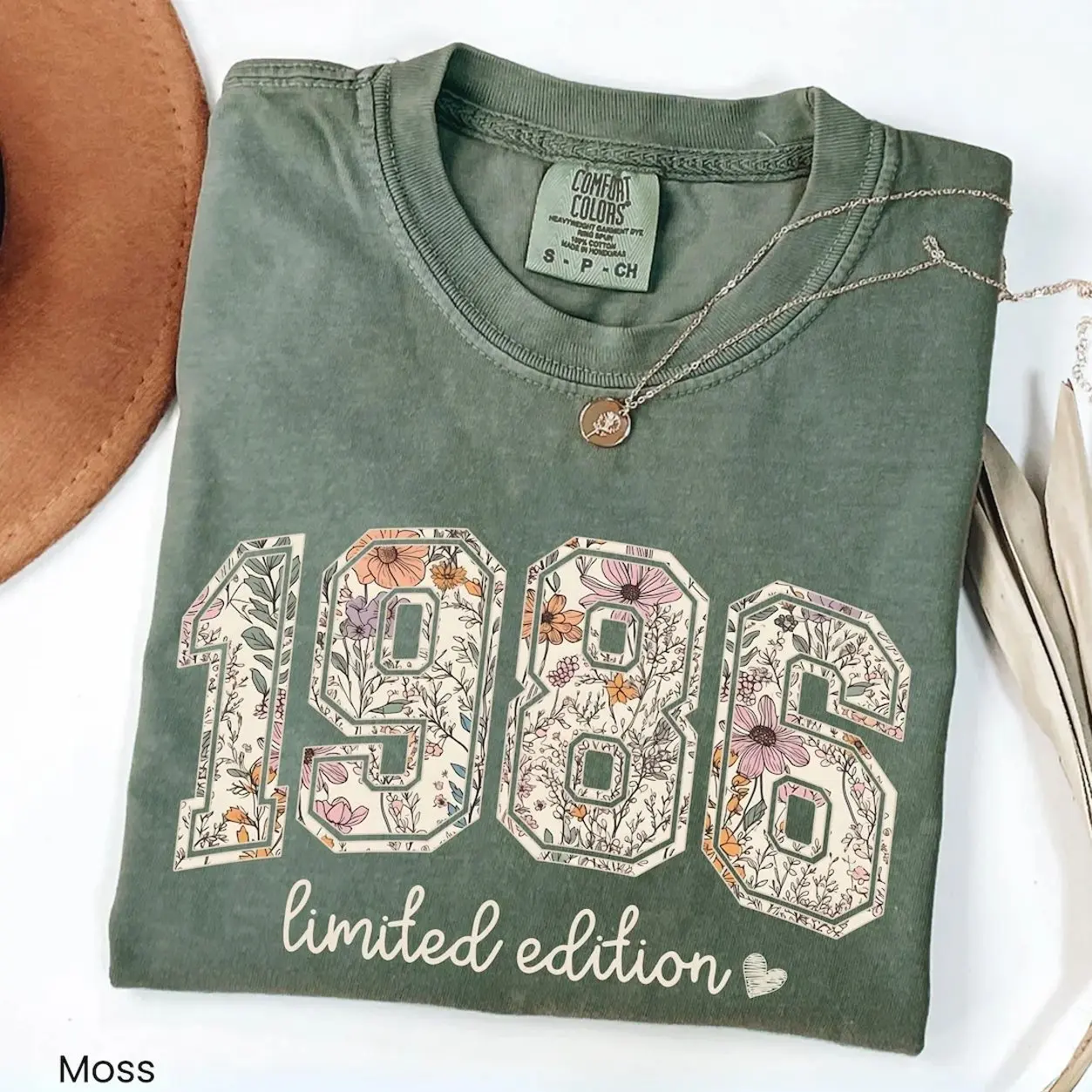1986 Floral Shirt, 40th Birthday Gift For Her, 1986 Limited Edition T-shirt, Vintage 1986 Birthday Shirt, Comfort Colors Tee