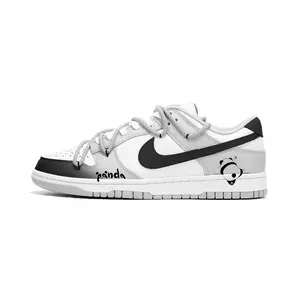 Nike Dunk Custom Leather Low-Top Skate Shoes for Men with Hand-Painted Graffiti Design, Retro Style, Slip-Resistant and Lightweight Trending Shoes, House White Official Shoes to Get / Maison Mihara