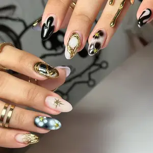 24 pcs of almond-shaped press on nails gift box, Diy Nail Art, slip metal black hollowed-out 3D gold starfish Spring/Summer Y2K female group gift, banquet style fake nails with jelly glue 1 piece file strip