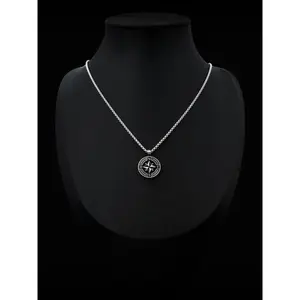 Compass Design Pendant Necklace for Women & Men, Stainless Steel Jewelry for Party, Daily Clothing Decor, Trendy Exquisite Jewelry As Gift(Sheet)