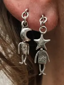 Vintage Star Moon Pendant Asymmetric Zinc Alloy Earrings, Fashion Creative Unique Design Moon Star Sculpture Jewelry, Women's Personalized Holiday Accessories