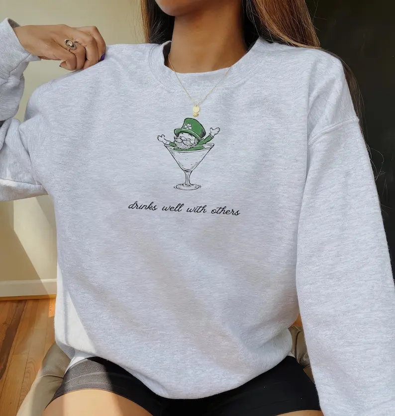 Leprechaun Martini Cocktail St Patrick's Day Sweater Vintage Illustration St. Patty's Day Crewneck Jumper, Funny Saying Irish