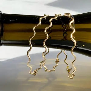 Squiggle Stackable Wire Bracelet - Adjustable, Elegant & Minimalist Design for Adults - Handcrafted in Texas - Lightweight & Tarnish-Resistant - Perfect Everyday Wear