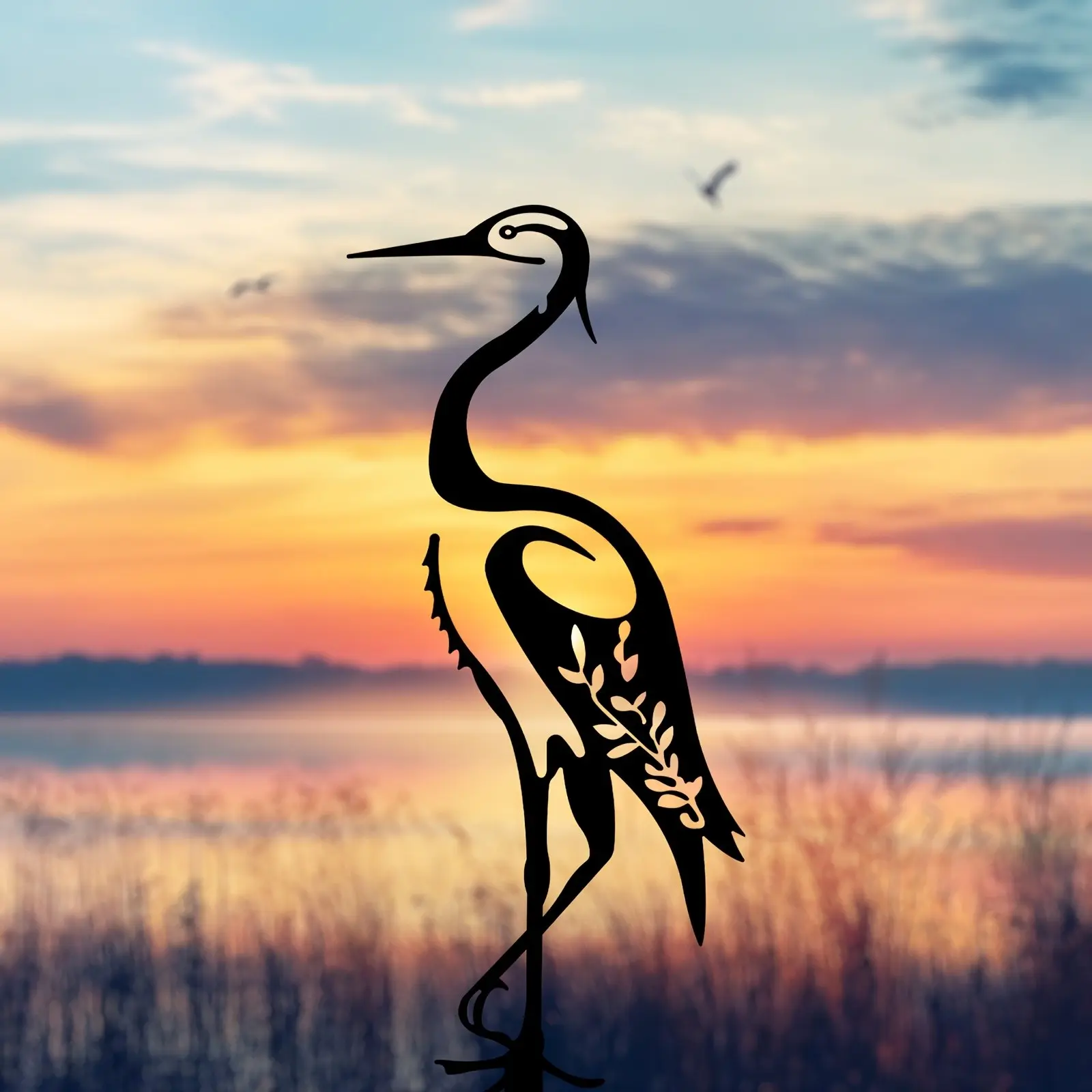 Outdoor Iron Stork Sculpture Garden Decoration, Metal Sculptures, Metal Bird Statues for Fence and Planter Art, Perfect Gift for Yard Decor
