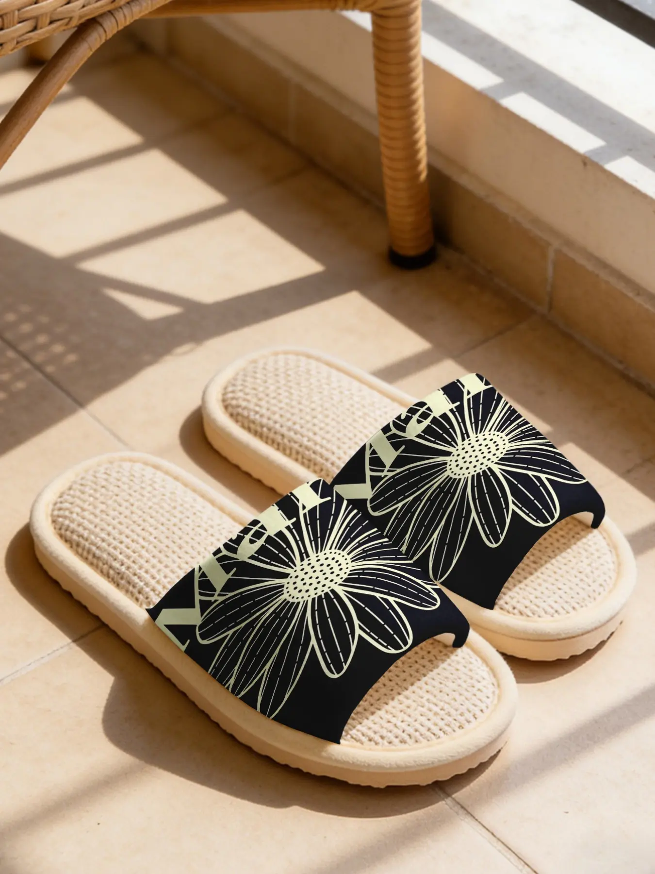 Women's Daisy Linen Slippers, Sole Light Print, Sweat-Wicking Breathable Non-Slip Silent, All-Season Home Footwear