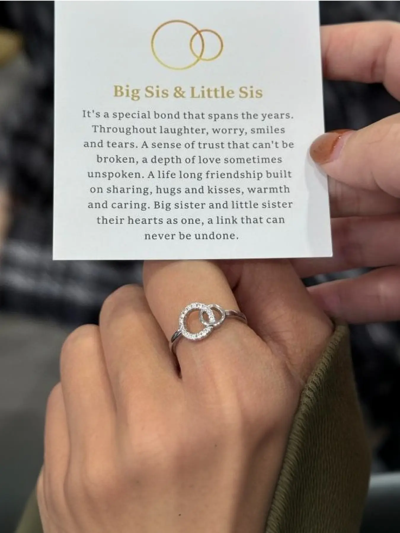 Big Sis & Little Sis Ring Bond Together Promise Forever - Simple Meaningful Design Sisterly Promise Ring for Sisters' Special Relationship Gift Surprise Ring
