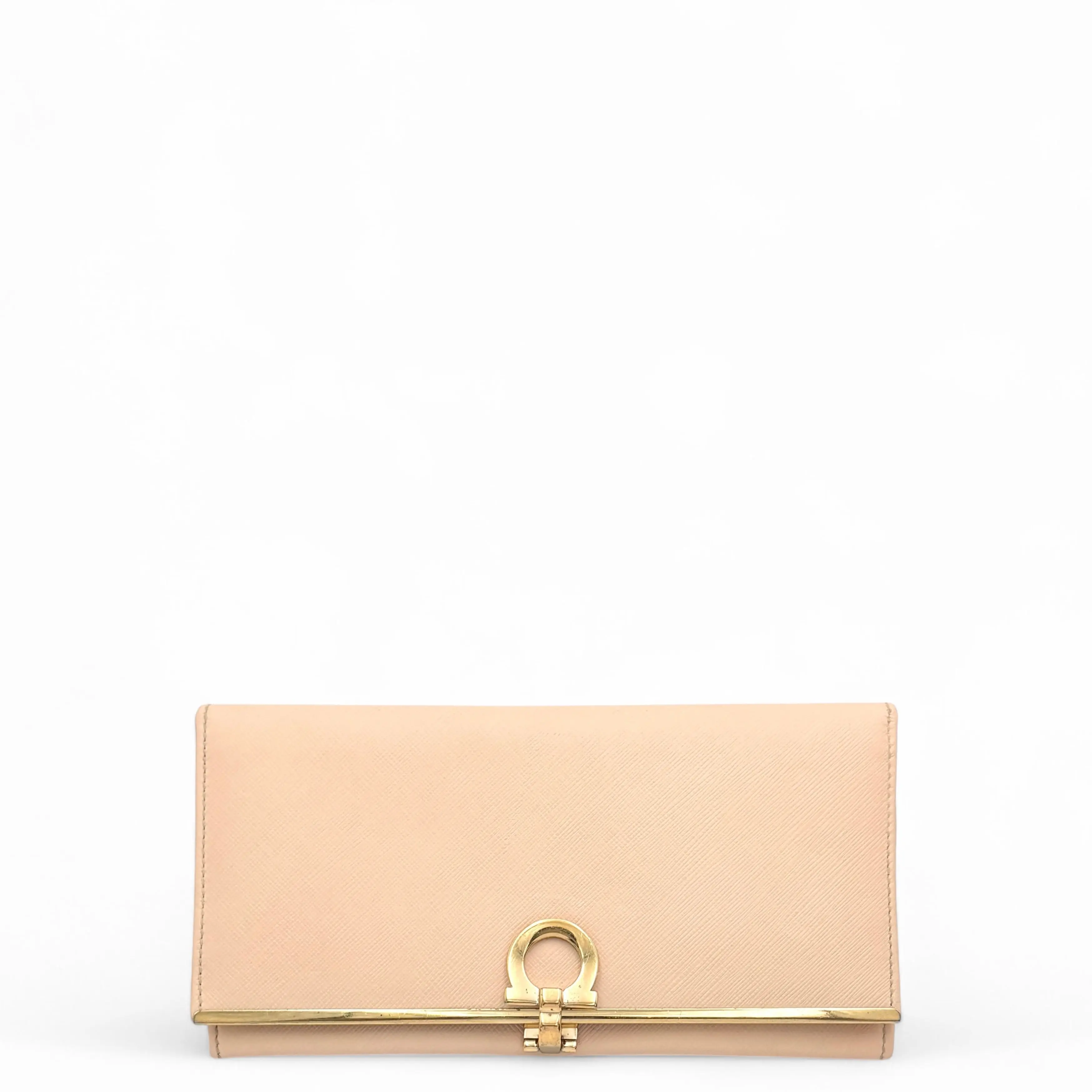 Pre-owned SALVATORE FERRAGAMO Leather Small Leather Goods Ganici Continental Wallet Saffiano Beige Clair (0417n6)