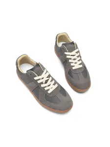 Unisex Trendy Retro Skate Shoes 2026 New Couple Casual Sports Shoes Trainers, Low Top PU Leather Patchwork Sneakers for All Seasons