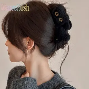 Cute Black Plush Cat Hair Claw Clips for Thick Hair, Kawaii Kitten Design Strong Hold Hair Claws, Soft Furry Fashion Hair Accessories for Women & Girls, Non-Slip Durable Stylish Claw Clips for Daily Hairstyling, Work, School, Dating & Casual Outfits