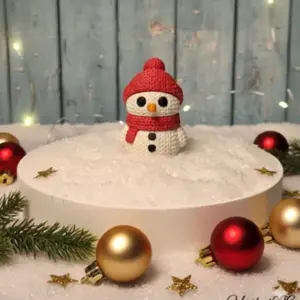 Knitted Snowman Figurine, Christmas Theme Desktop Decoration, Holiday Atmosphere Small Ornament, Festive Table Decor, Cute Winter Accessory