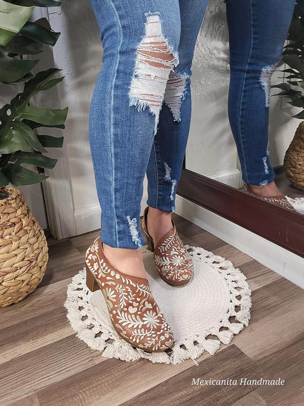 Stella low heel||embroidered Mexican wedges/Mexican huarache||Mexican heels//Huarache mexicano||Mexican sandal||huarache