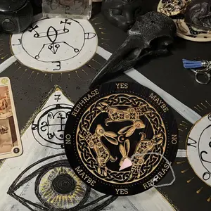 Wooden divination board set of 3, with cone-shaped crystal pendant, creative base ornament, energy stone display bracket, divination prediction spiritual information board, spiritual decoration, mysterious room decoration, Unique Artwork