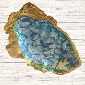 "Hydrangea" Decoupage Oyster Shell