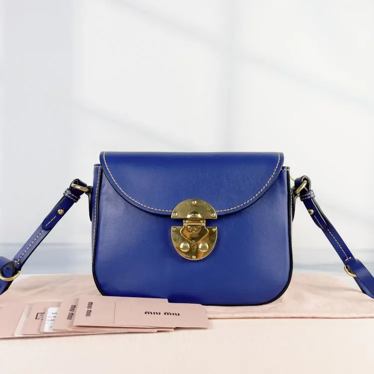 Pre-owned miu miu Miumiu bag C0805710192