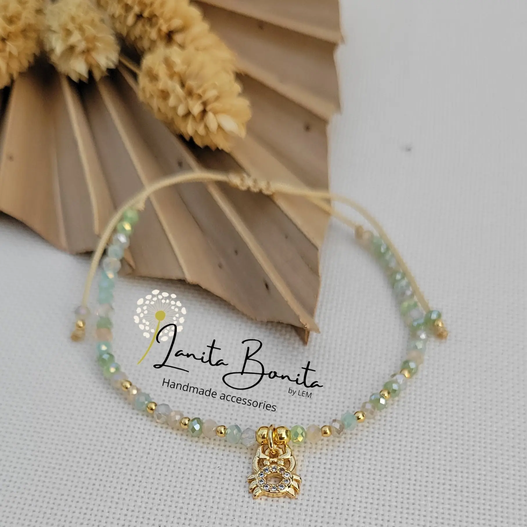 Be Resilient Bracelet (Little Crab)