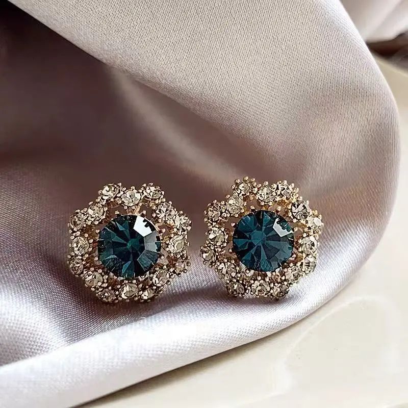 E124 Shiny Iced Out Cubic Zirconia Earrings Anti Fade Plated Hip Hop Ear Jewelry For Him Her