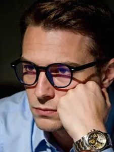 Men's Round Frame Glasses, Lightweight Unisex Eyewear, Comfortable Daily Reading & Commuting Accessory, Stylish Plain Design, Lightweight Eyeglasses