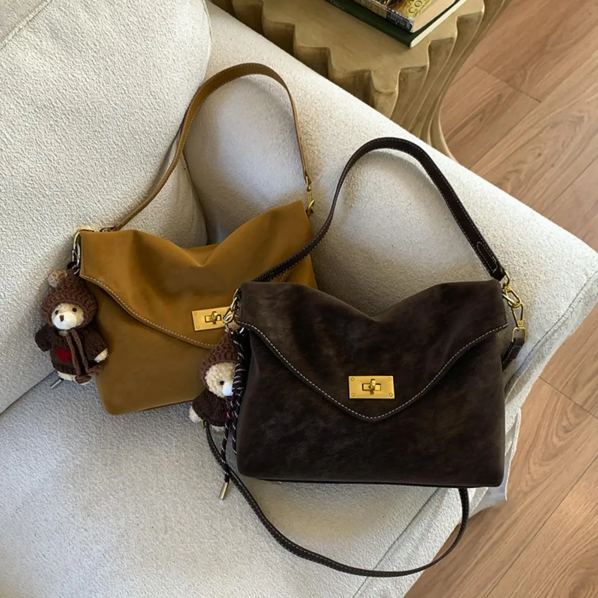 Urban Envelope Bag Large New Model Elegant and Simple Single Shoulder Bag for Women with Large Capacity, Small-Sized, Unisex, Zippered, Underarm Bag with Relaxing Feeling, Fashionable and Versatile, Adjustable Shoulder Strap