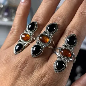 Amber and Onyx Rings - Elegant Silver-Tone Jewelry with Rich Amber and Onyx Stones for Women