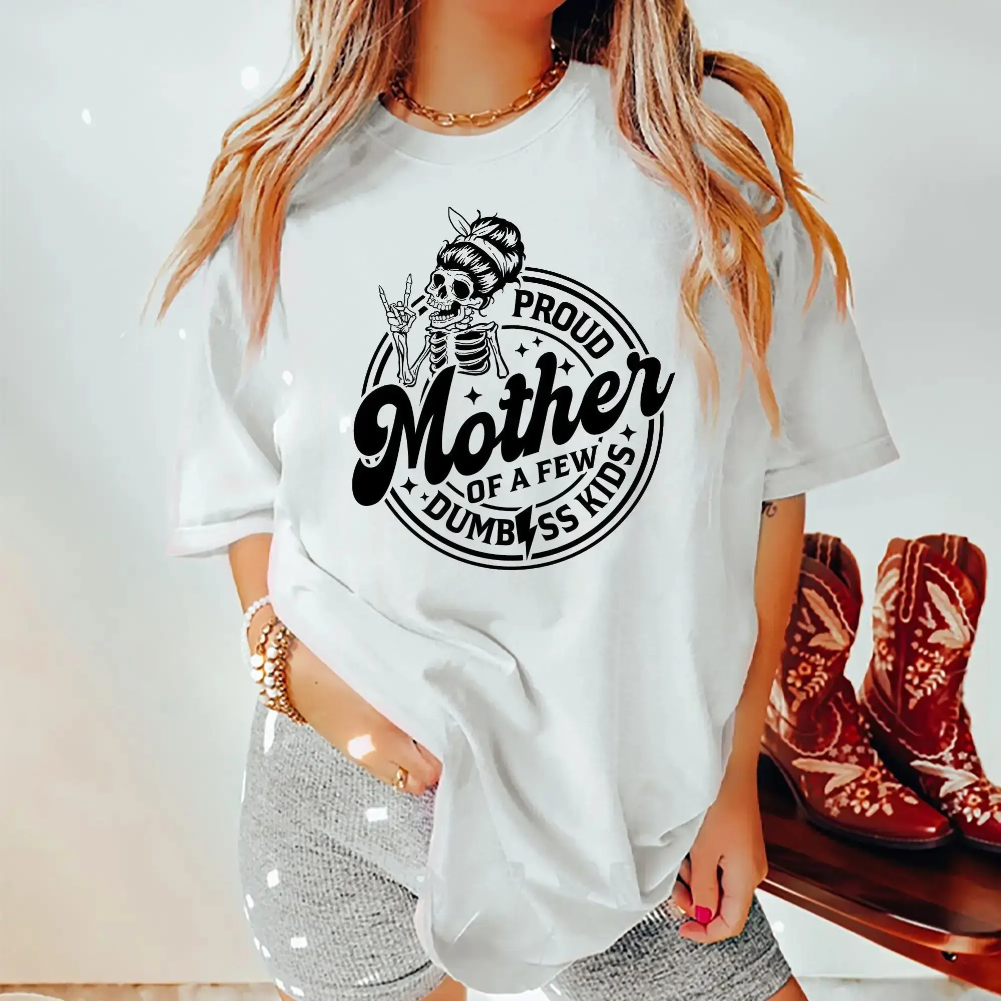 Proud Mother Of A Few Dumb Kids Tee, Funny Proud Mom Graphic Tee Women, Sarcastic Mama Unhinged Shirts, Mom Life T-shirts, Comfy Oversized Graphic Tee, Mother's Day Gifts, Women's Tops, Womenswear, Cotton Fabric Relaxed Fit Chic Style  lsj08