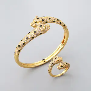 Women's Trendy Sparkling Leopard Head Bracelet & Ring Set Luxury Fashion Jewelry