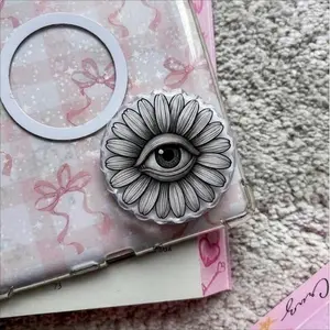 Eye of Daisy Flower MagSafe Phone Grip, Black and White Floral Griptok, Gothic Creepy Daisy Phone Stand, Dark Aesthetic Botanical Accessory Gift