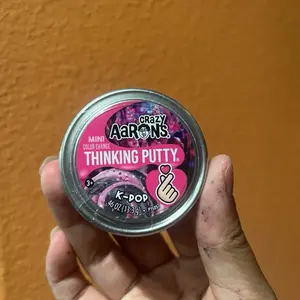 Crazy’s Aaron Mini Color Change Thinking Putty K-Pop