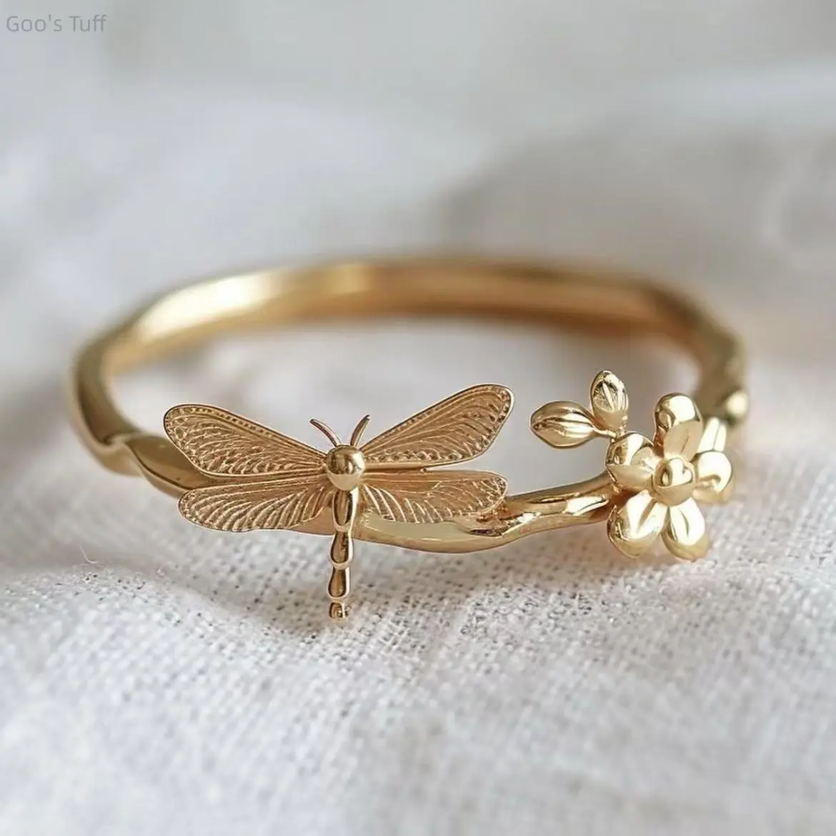 Women's Gold-Plated Floral Dragonfly Pinky Ring - TikTok Viral Minimalist Simple Versatile Costume Jewelry for Beach Daily Wear