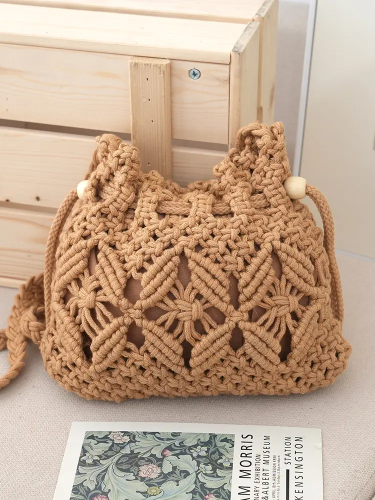 2026 New Summer Korean Style Drawstring Woven Lucky Bag Crossbody Bag Women's Popular Fashionable Versatile Straw Bag