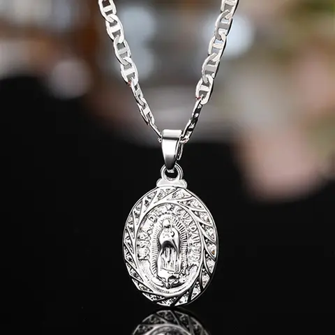 Women's Street Trend Oval Shaped Texture Metal Design Pendant Necklace, Versatile Accessory, Fashion Jewelry Party, Vintage Trendy Matching Necklace, Retro Chic Jewelry for Party Decor, Exquisite Jewelry Gift, Streetwear Statement Jewelry