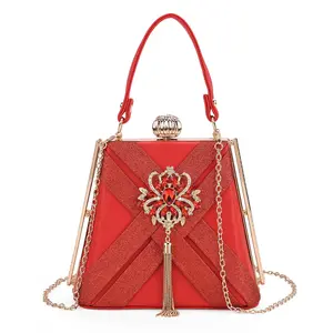 Tassel Brooch Crystal Clutch Bag with Shoulder Chain Strap