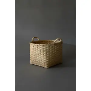 Throw Basket