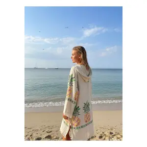Violet Store Hooded Muslin Cotton Bathrobe – White (Ananas, Unisex)