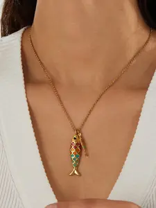 Women's Stainless Steel Fish Pendant Necklace, Colorful Gold Plated Ocean Style Jewelry, Minimalist Fashion Necklace for Vacation & Daily Wear, Dainty Necklaces