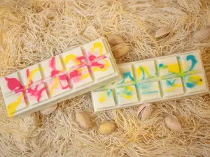 Dubai Viral White Chocolate Knafeh Pistachio ideal gift, white chocolate bar.