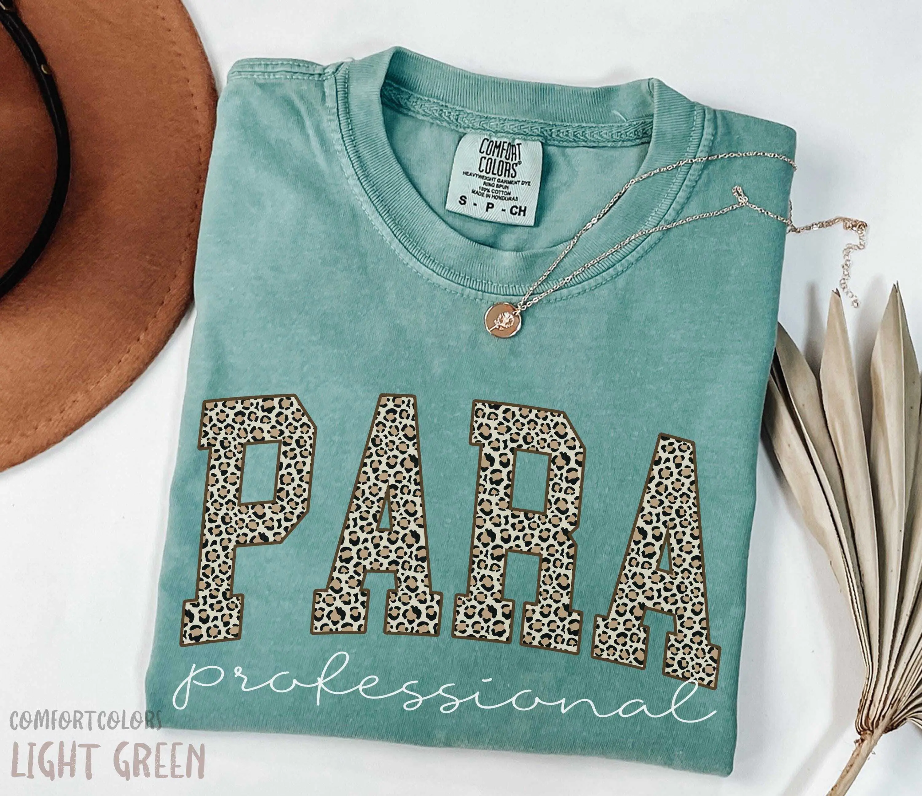 Kindergarten Paraprofessional Shirt, Leopard Teacher Aide Shirts for First Day Of School, Para Parapro Shirt, Paraeducator Back to School