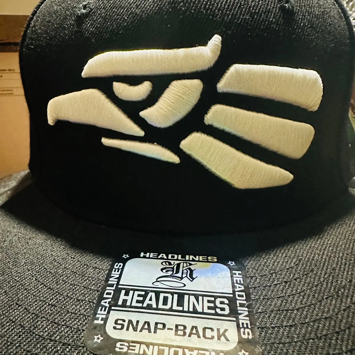 Headlines Mexico Baseball Cap - Graphic Mexican Eagle Design Snap-Back Hat for Headlines Brand